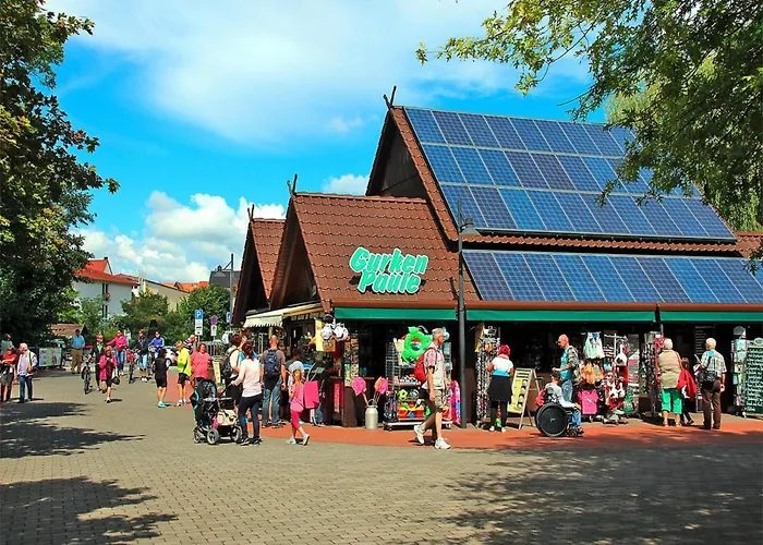 Am Spreeufer, Semesterbostad